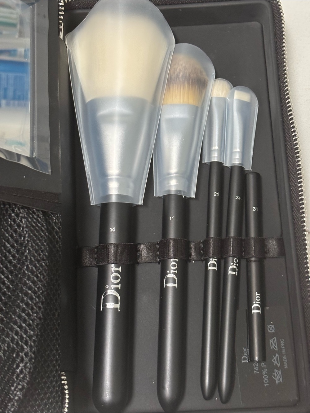 Dior Backstage Brush Set - Picture 4 of 4